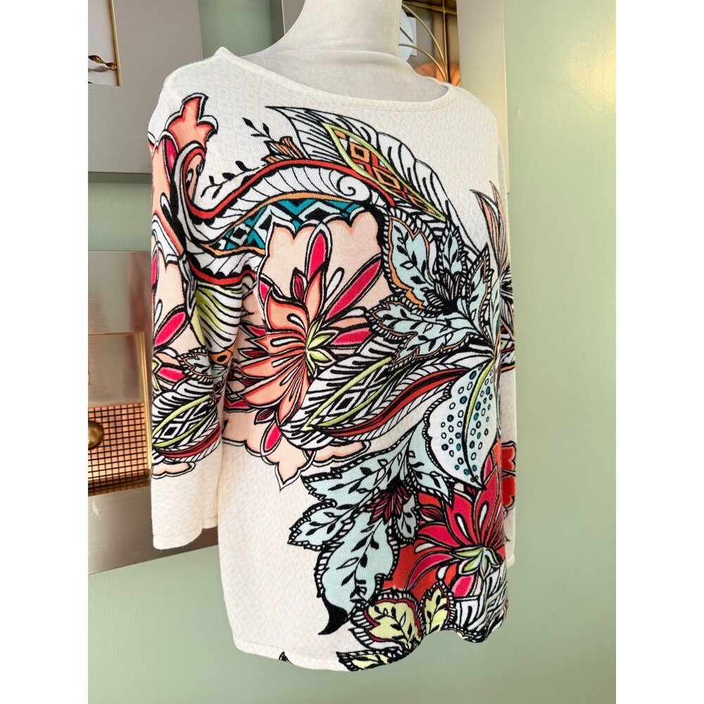 Chicos Colorful top - Picture 2 of 11